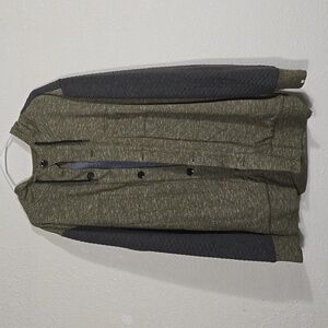 KOIIAR Jacket with hood.